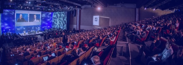 LE web, l'événement organisé par Loïc et ses équipes à Paris